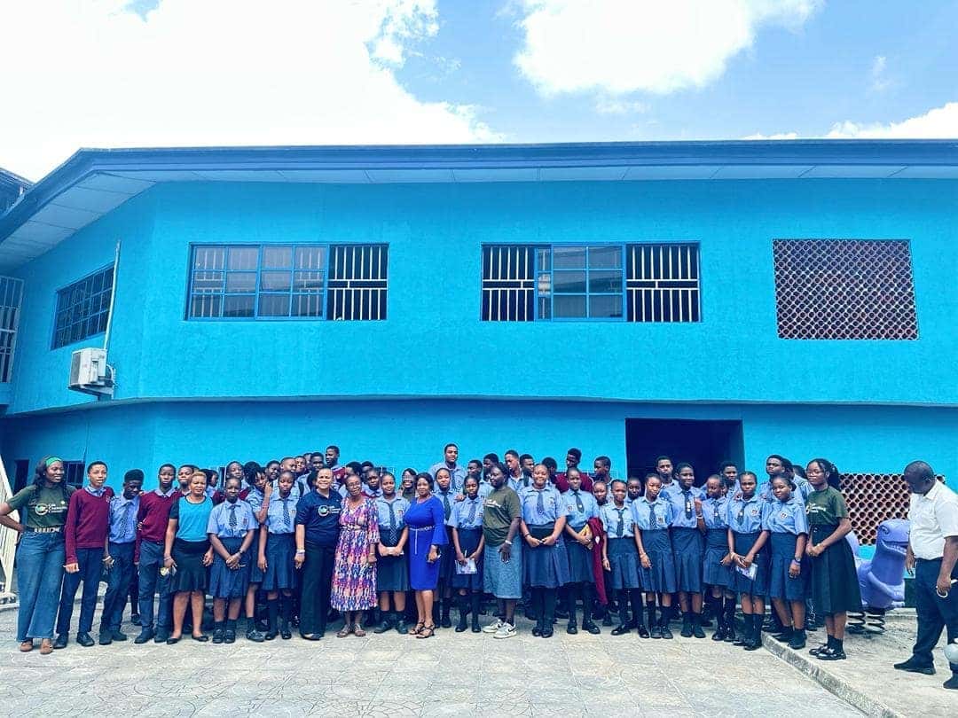 Gilt Counselling Consult team with the full student body of Olivet Height International School